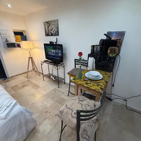 Appartement Xiii *